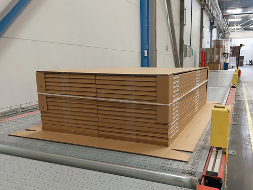 Packed foiled fronts on a corrugated pallet line